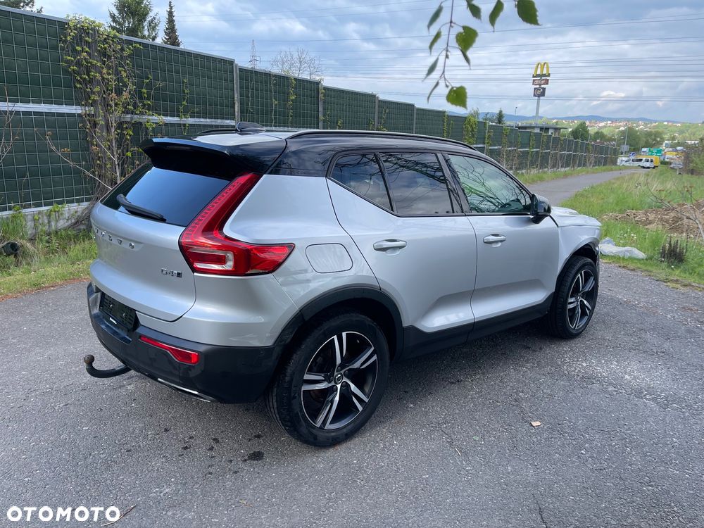 Volvo XC 40 D4 AWD Geartronic R-Design - 5