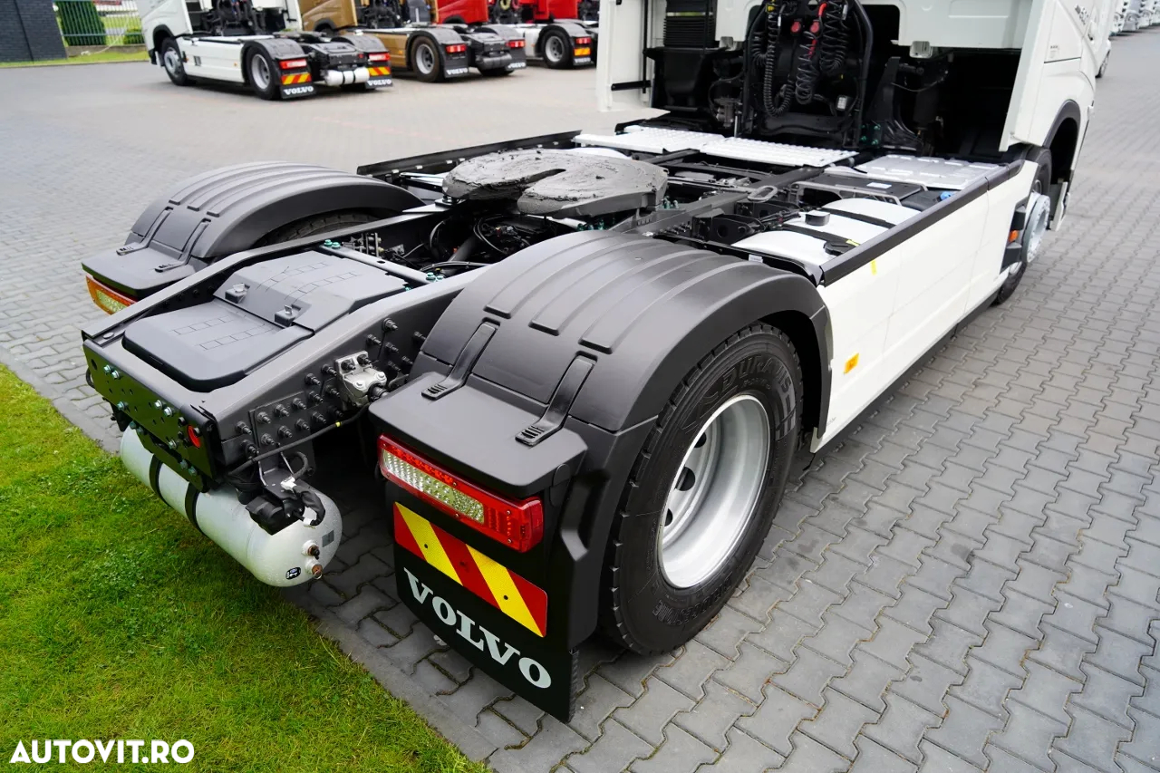 Volvo FH 500 / XXL / 2024 / I-PARK COOL / PIELE / I-SHIFT / CONTRACT DE REPARAȚIE POST-SERVICE / IMPORTAT - 14