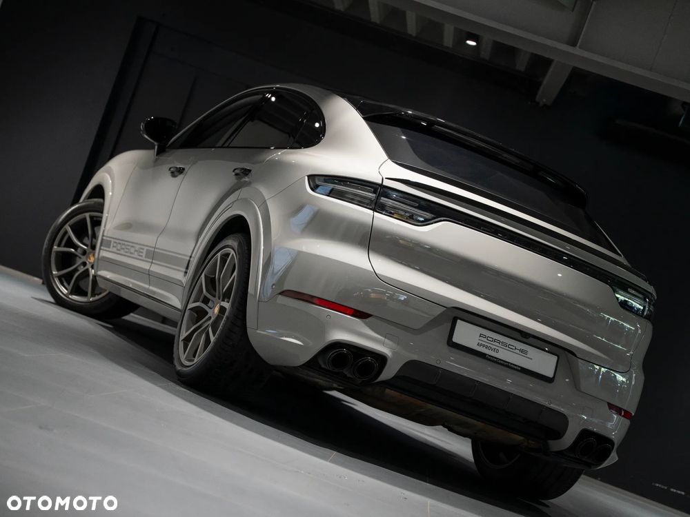 Porsche Cayenne - 12