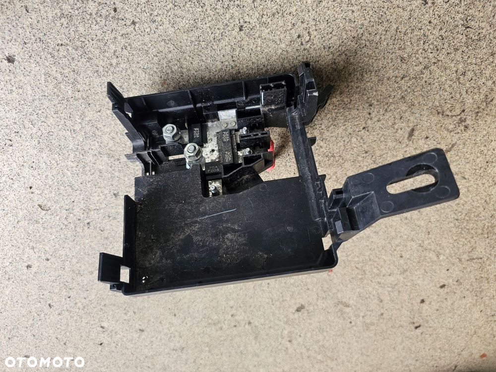 rozdzielacz prądu j7bt12a581 ford ka+ - 1