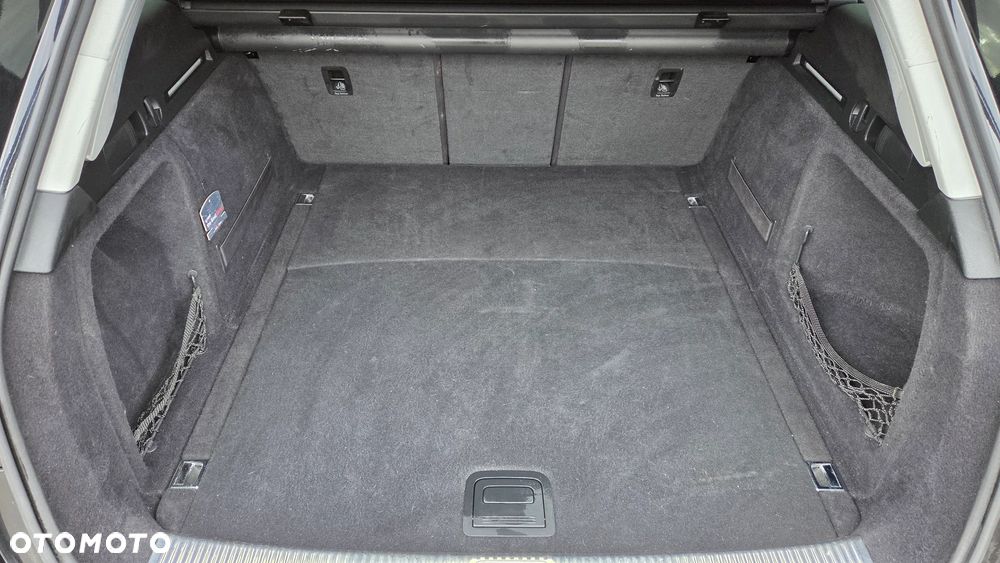 Audi A4 Avant 2.0 TDI S tronic - 16