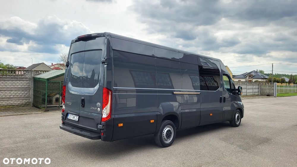 Iveco Daily 35S180 / doka / auto brygadowe / 7 osobowe / - 7
