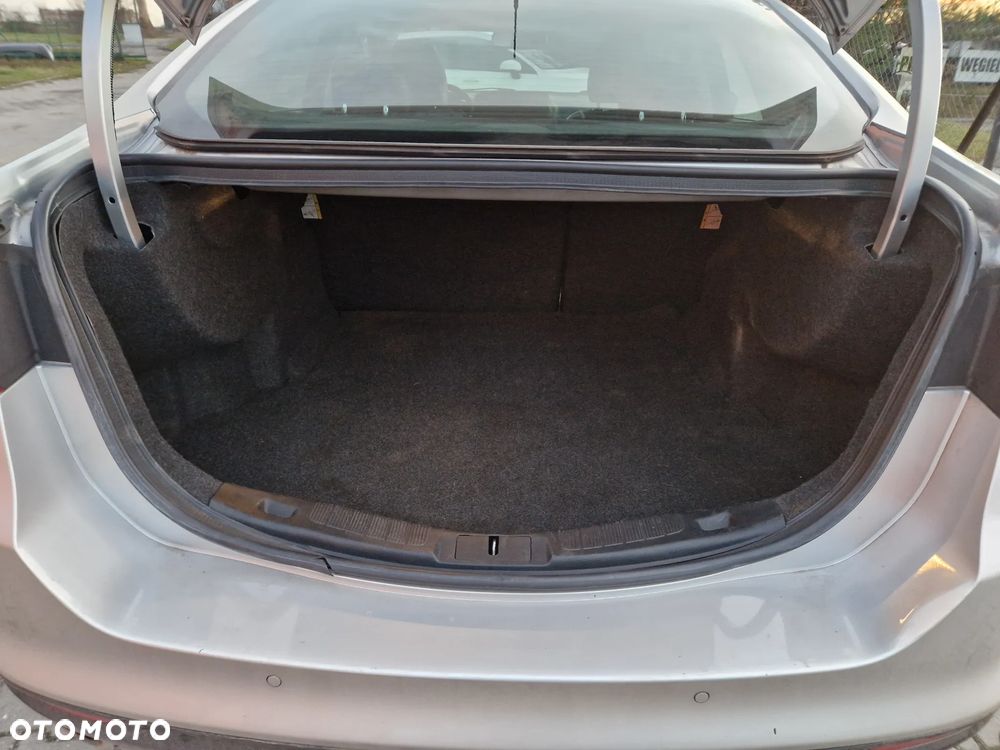 Ford Fusion - 7