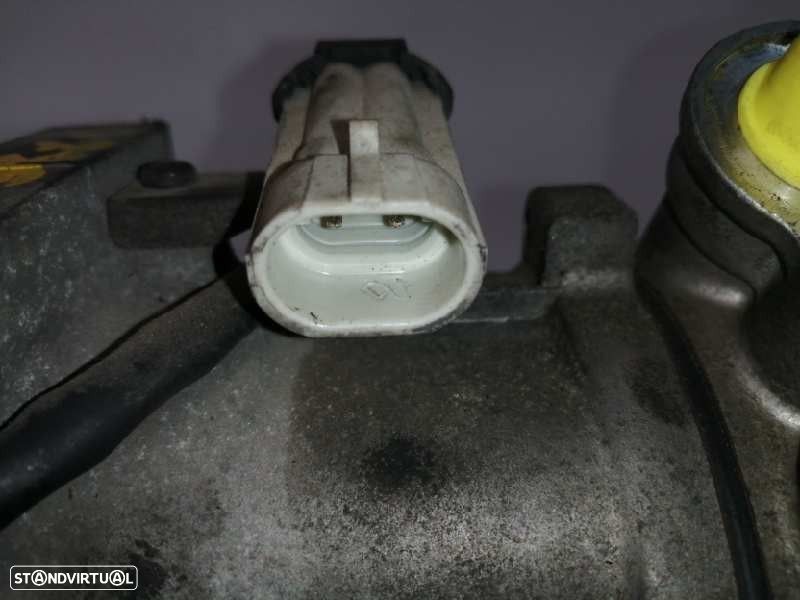 COMPRESSOR AR CONDICIONADO OPEL CORSA C 2002 -24421642 - 4
