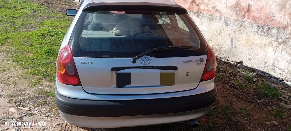 Toyota Corolla Hatchback 1.3 - 6