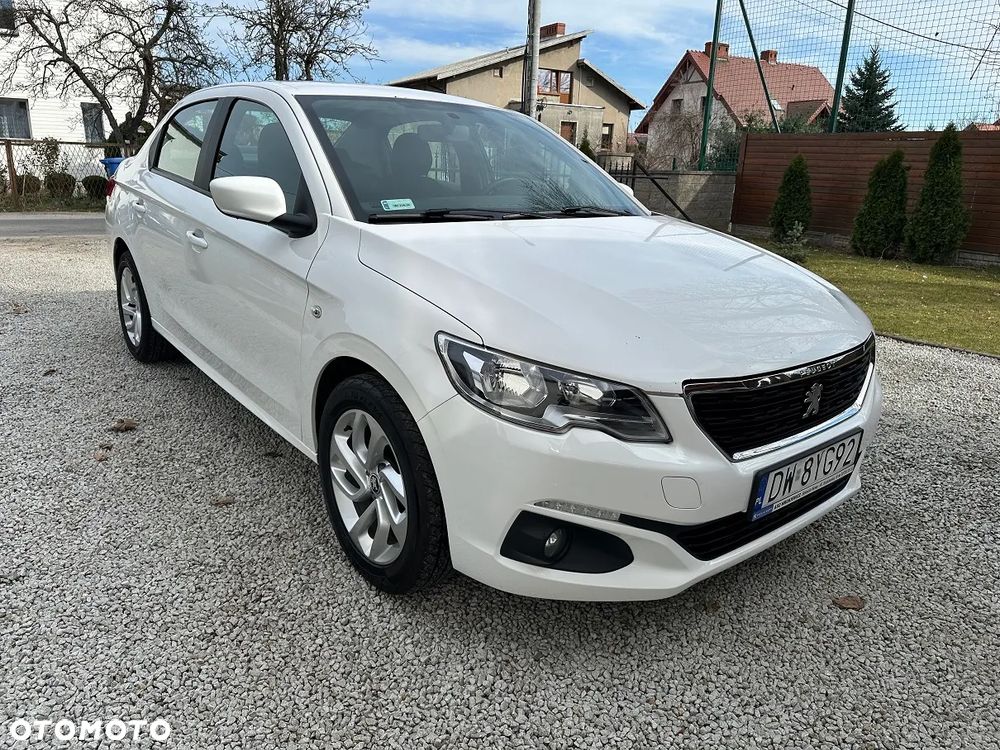 Peugeot 301 1.5 BlueHDi Active - 4