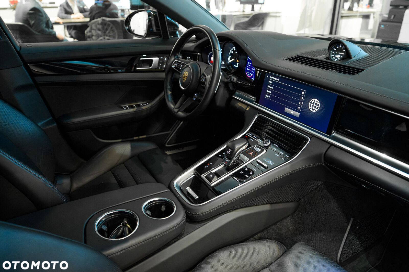 Porsche Panamera - 13