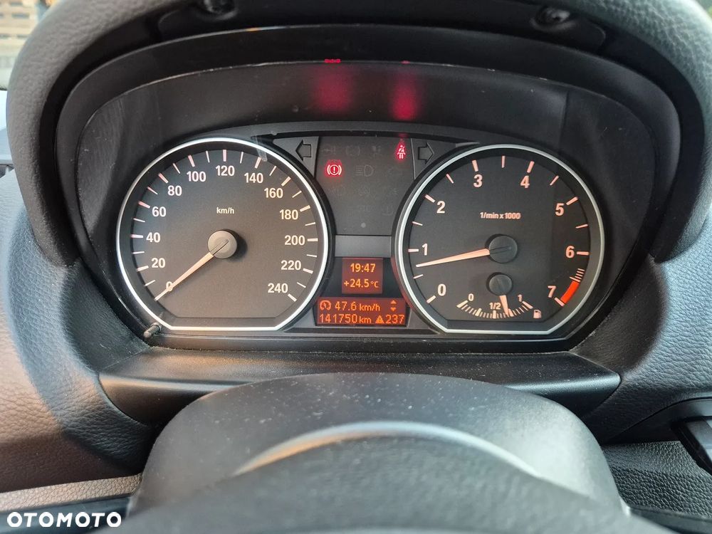 BMW Seria 1 - 21