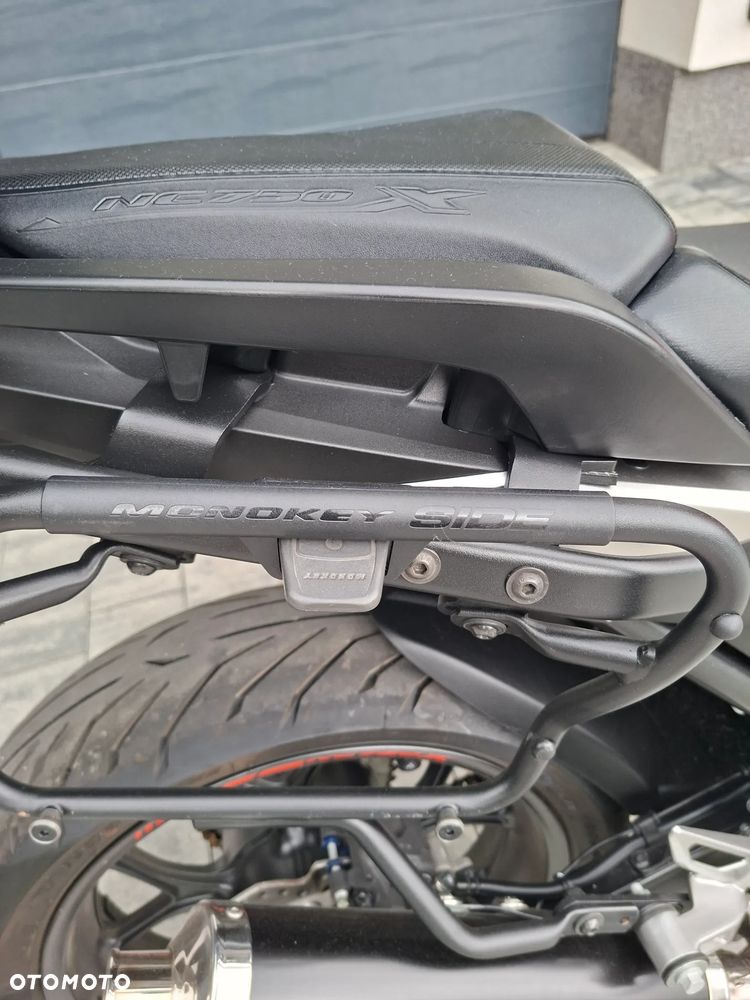 Honda NC - 27