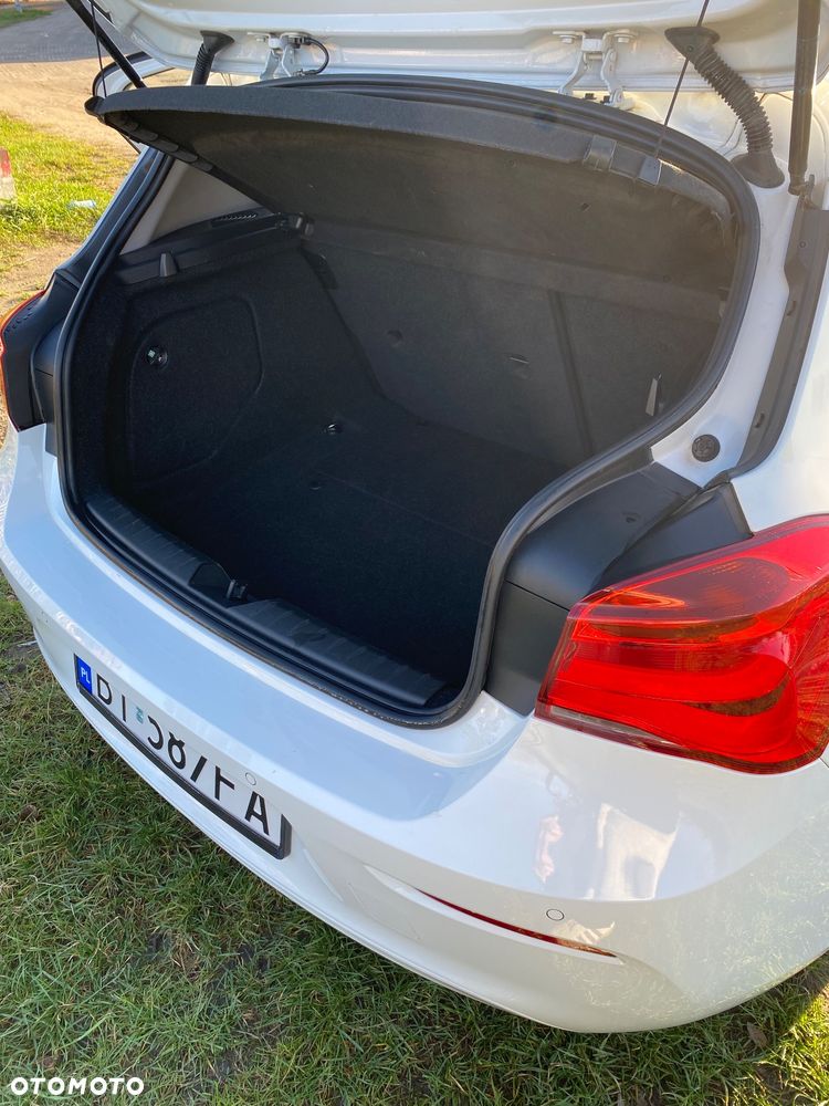 BMW Seria 1 118i - 12