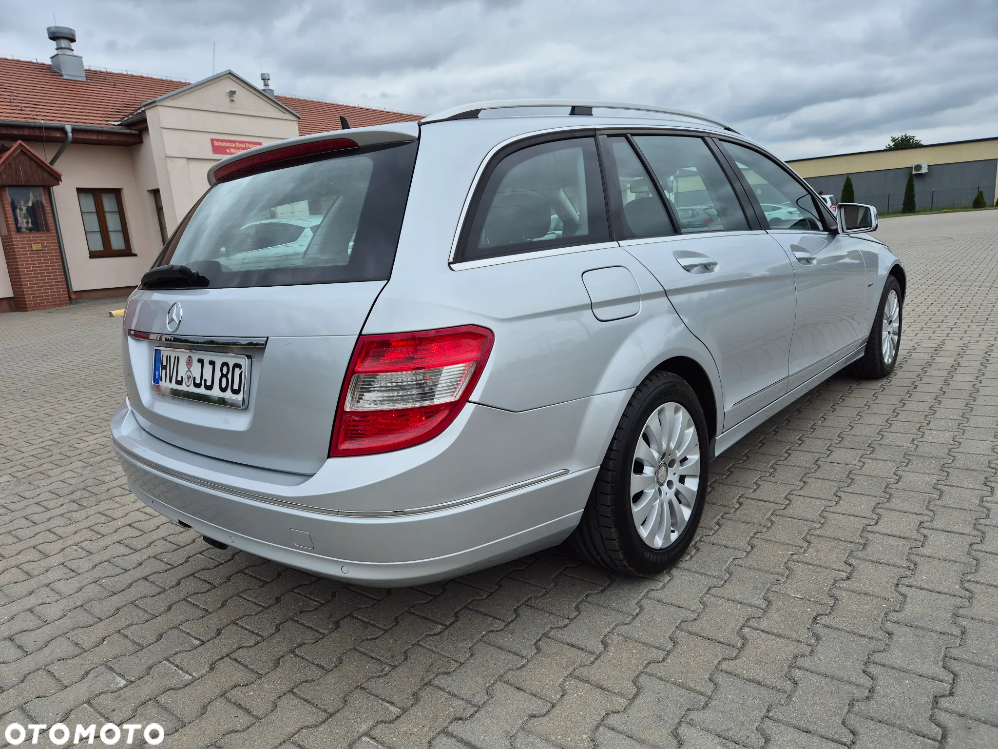 Mercedes-Benz Klasa C 180 T Kompressor Automatik BlueEFFICIENCY Special Edition - 4