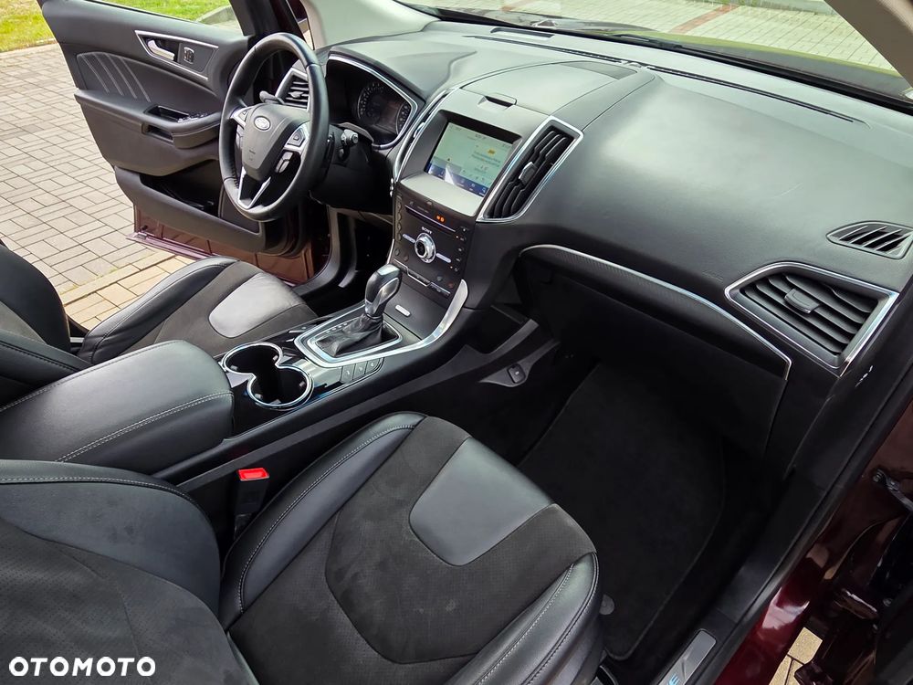 Ford Edge 2.0 TDCi Bi-Turbo 4x4 ST-LINE - 18