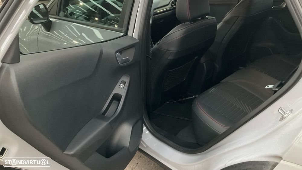 Ford Puma 1.0 EcoBoost Hybrid Aut. ST-LINE X - 3