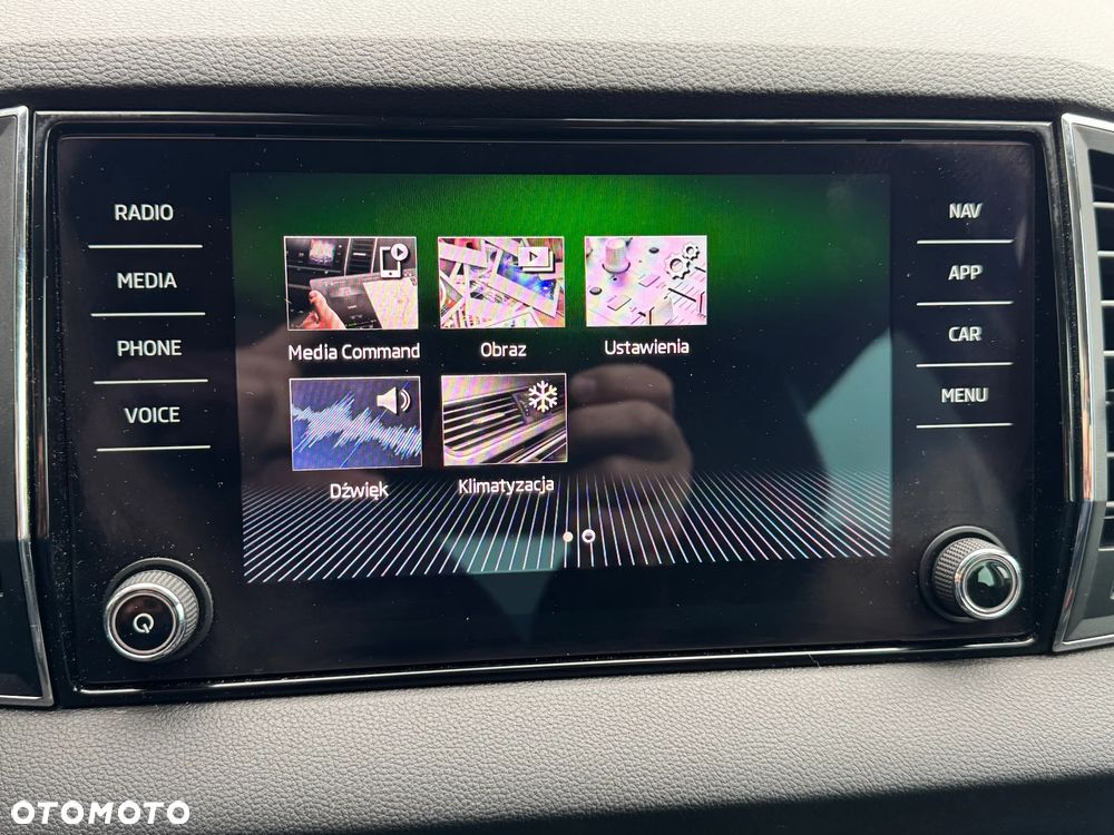 Skoda Karoq 1.6 TDI SCR DSG Style - 26