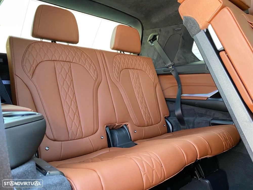 BMW X7 40 d xDrive Pack M Desportivo Pro - 25