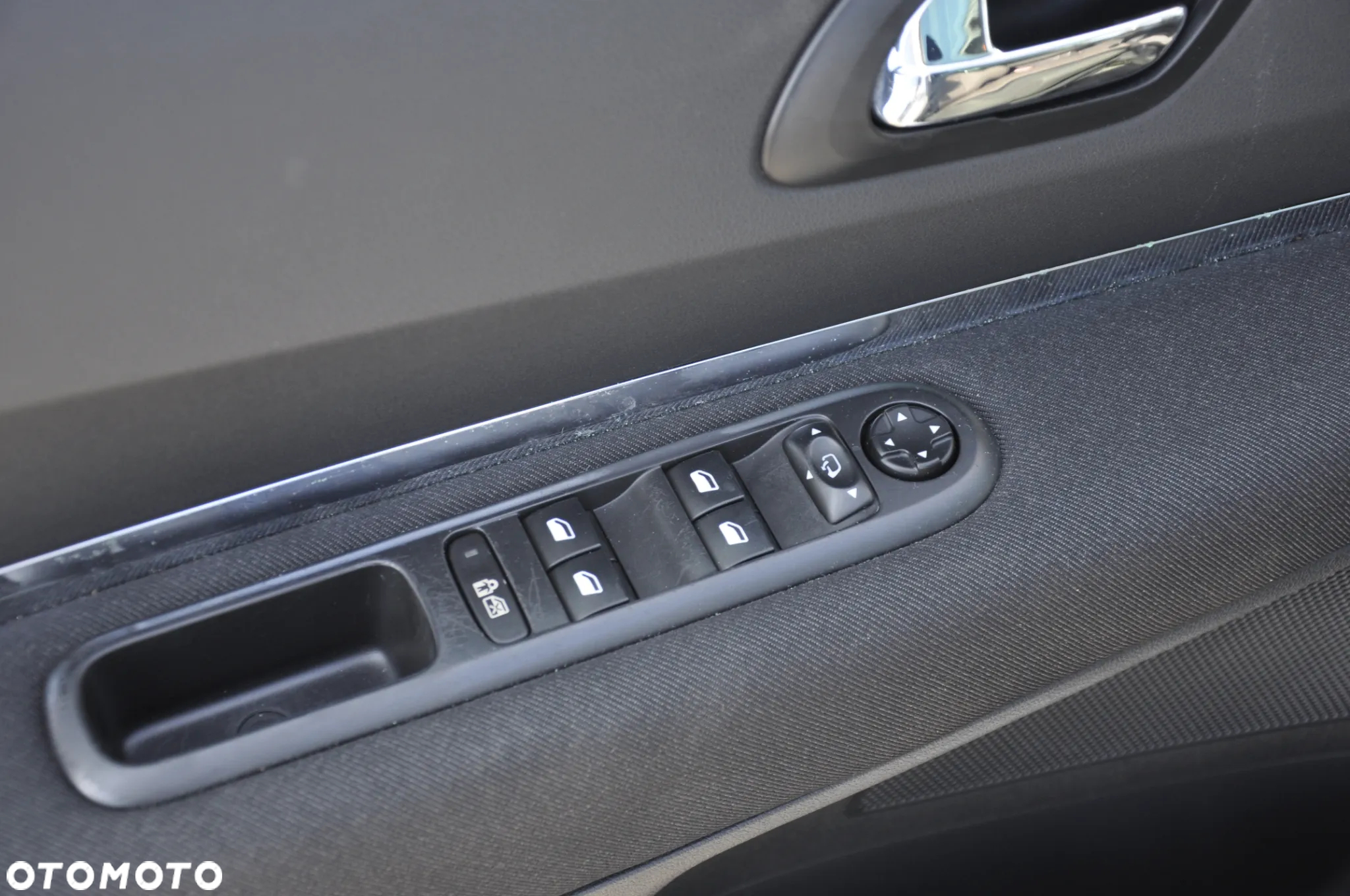 Peugeot 5008 1.6 THP Business Line - 14