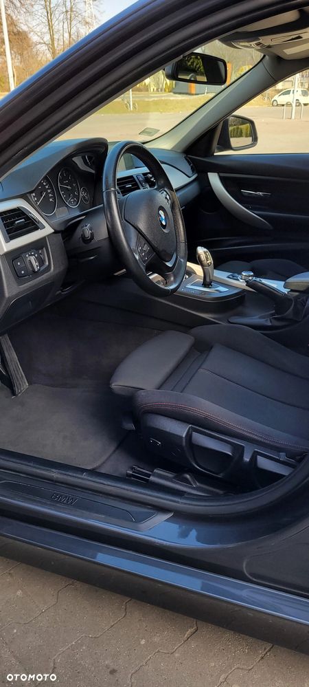 BMW Seria 3 320d Efficient Dynamics Edition - 9