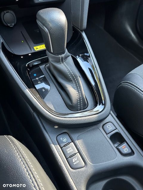 Toyota Yaris Cross Hybrid 1.5 Premiere Edition - 35