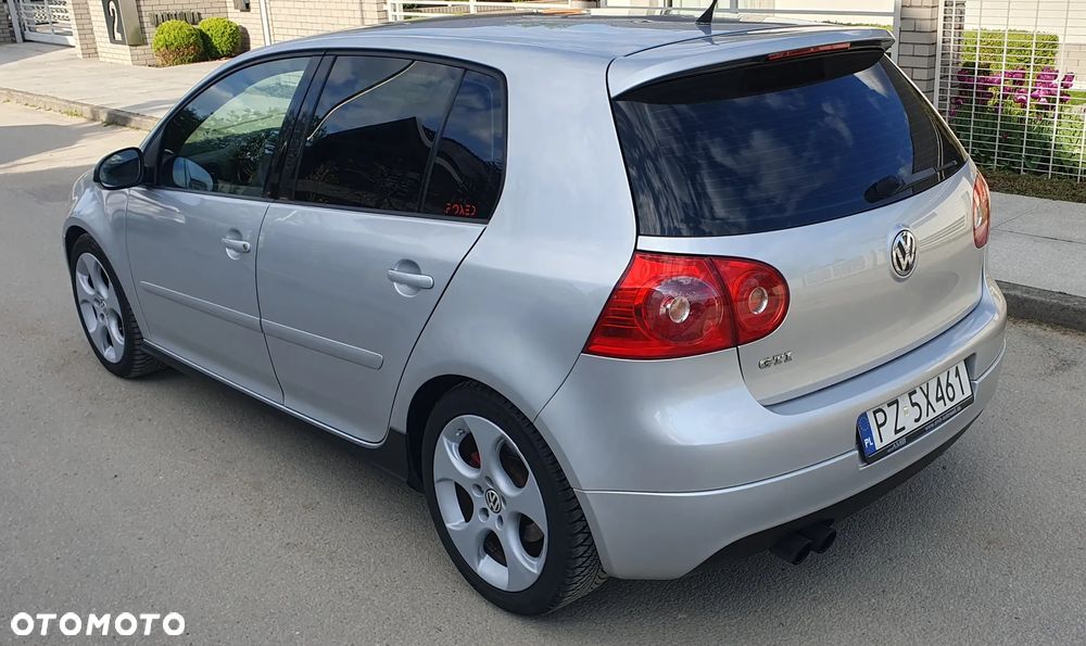 Volkswagen Golf - 3
