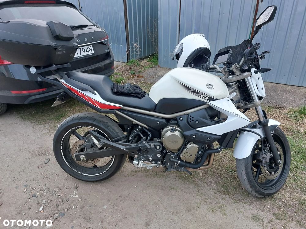 Yamaha XJ - 12