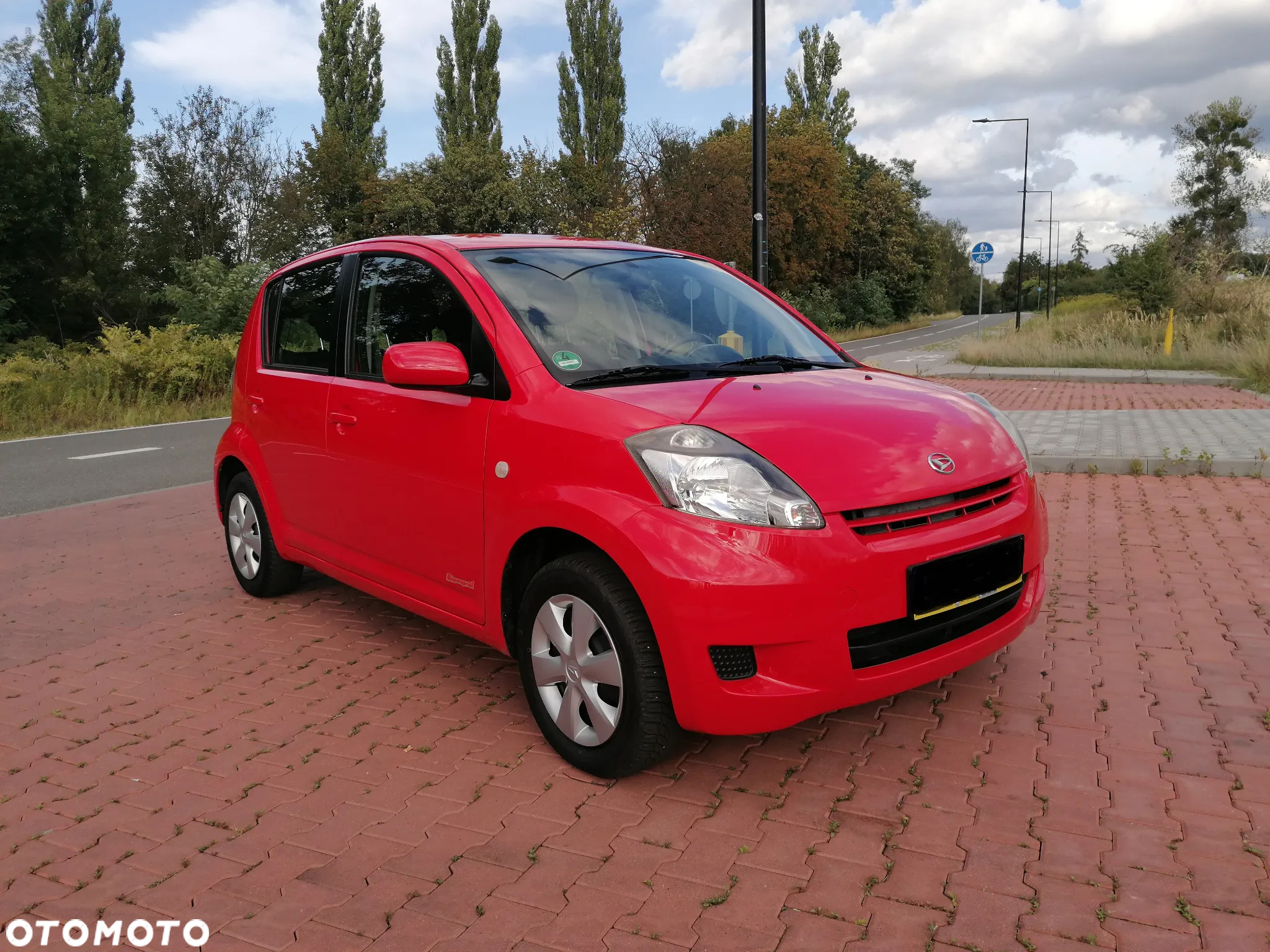 Daihatsu Sirion 1.0 - 2