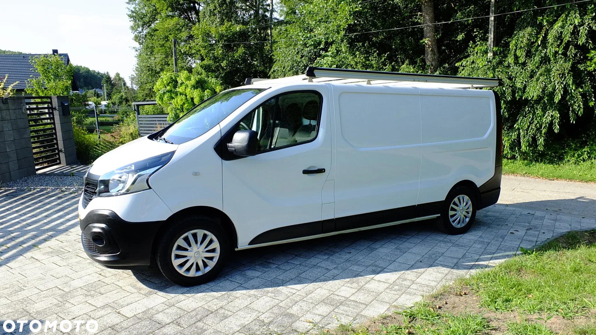 Renault Trafic - 10