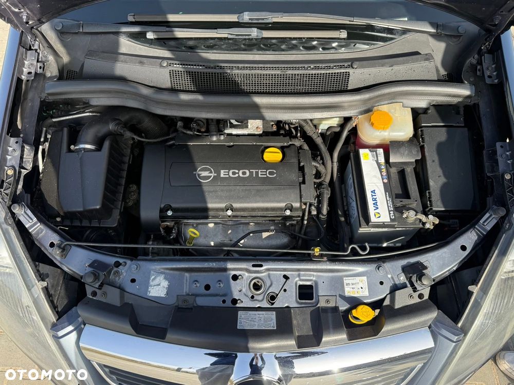 Opel Zafira 1.6 - 19
