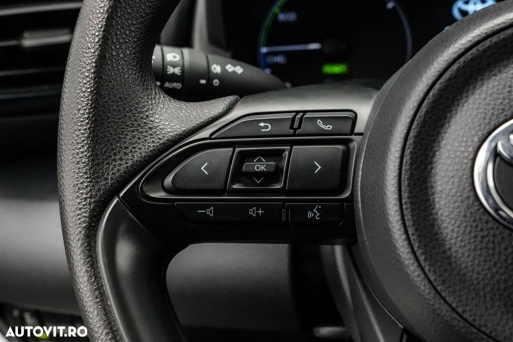 Toyota Yaris 1.5 VVT-i HSD Exclusive Style - 21