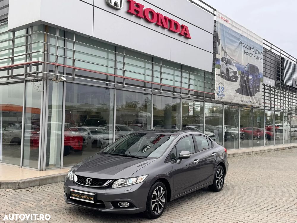 Honda Civic 1.8 MT ES - 1