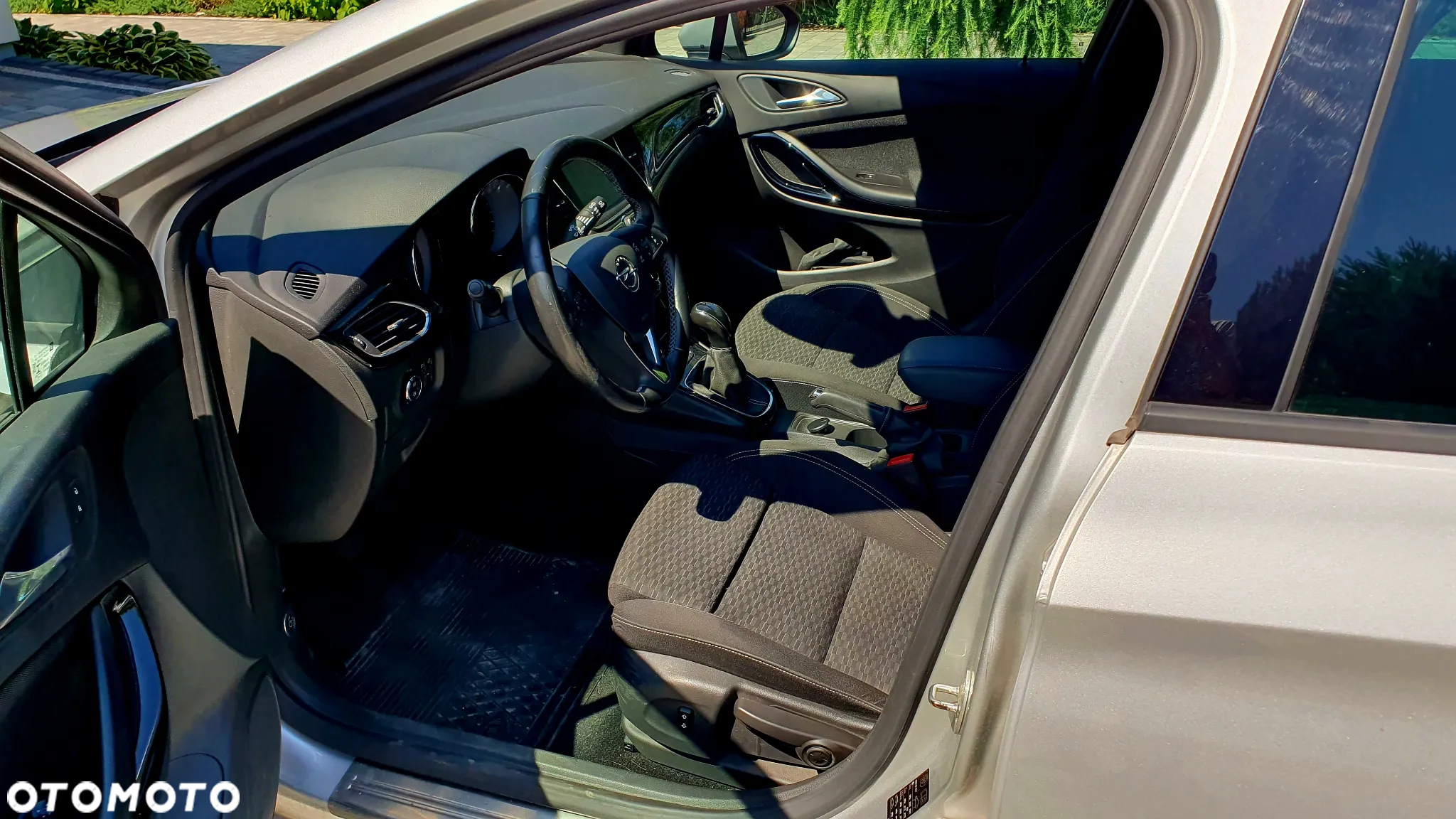 Opel Astra V 1.4 T Dynamic - 8