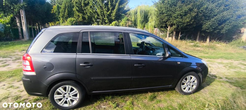 Opel Zafira 1.8 Cosmo - 5
