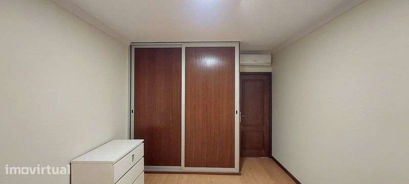 Apartamento T2 zona centro Gaia - Grande imagem: 5/9