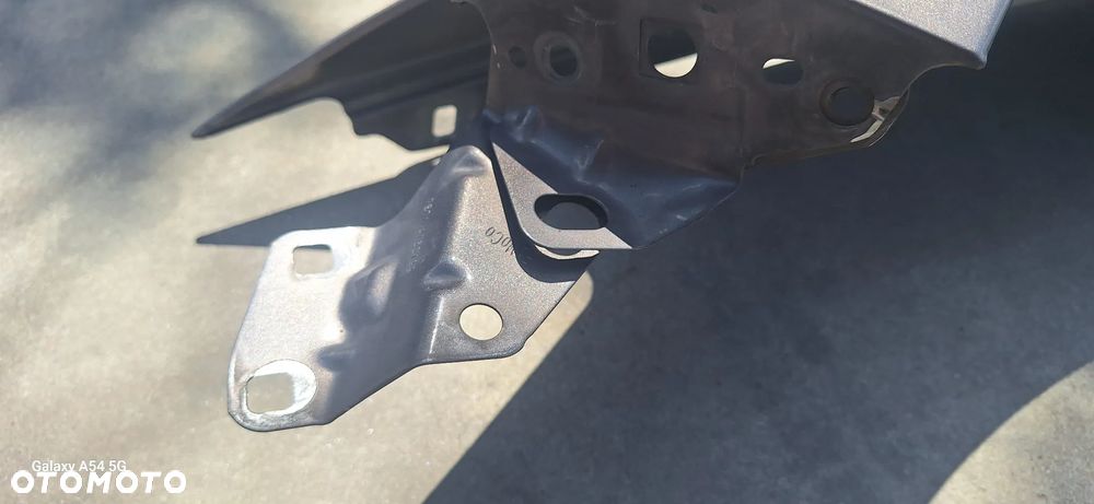 BŁOTNIK FORD MONDEO MK4 lewy lakier kod LA - 5