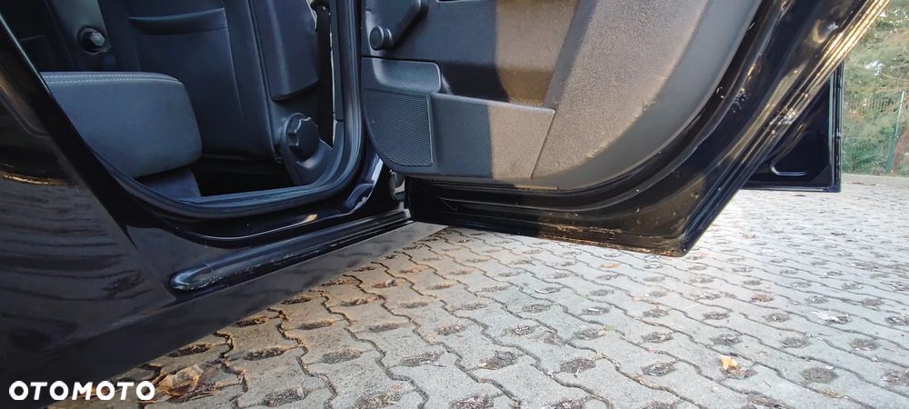 Opel Astra 1.7 CDTI Cosmo - 25