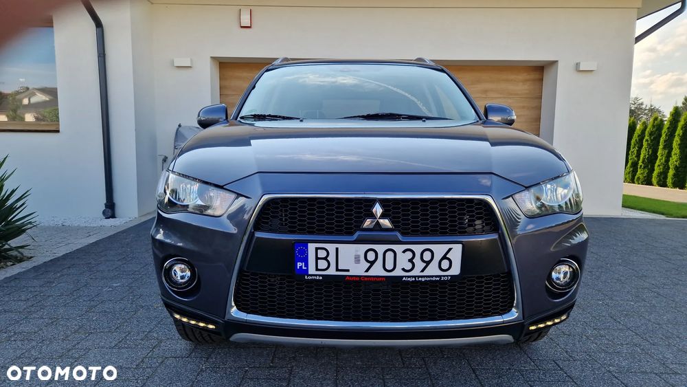 Mitsubishi Outlander 2.0 Invite 2WD - 29