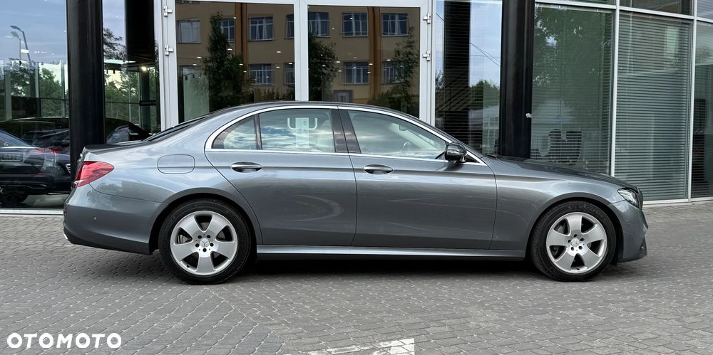 Mercedes-Benz Klasa E 220 d 9G-TRONIC AMG Line - 8