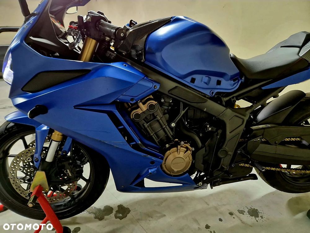 Honda CBR - 6