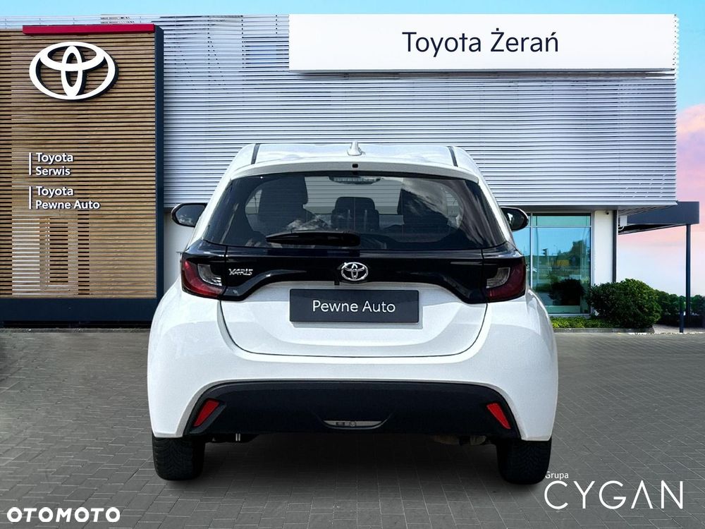Toyota Yaris - 7