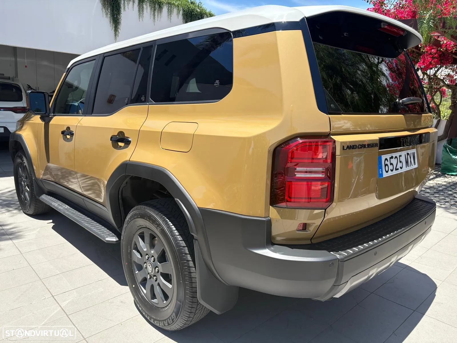 Toyota Land Cruiser 2.8 D-4D Auto First Edition - 14