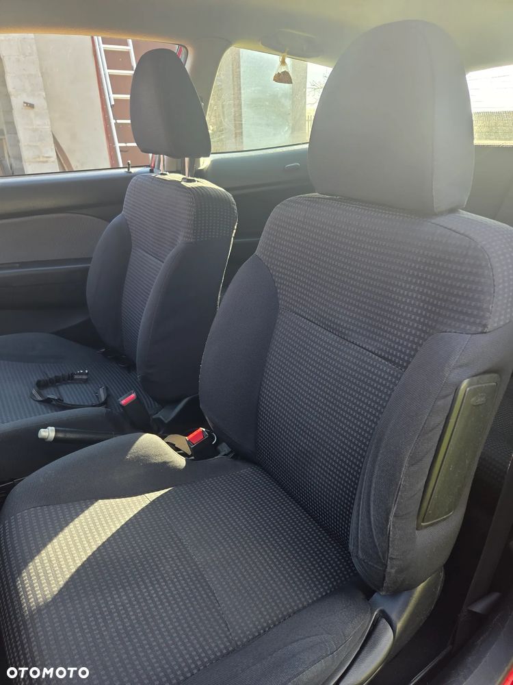 Honda Civic 1.6i ES - 16