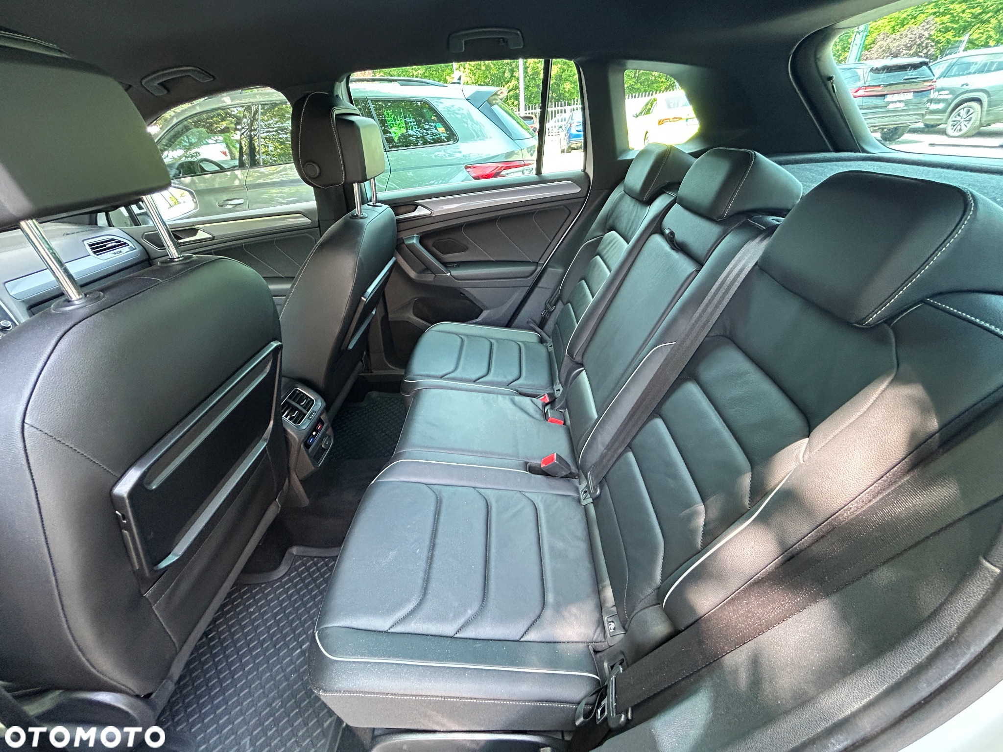 Volkswagen Tiguan 2.0 TSI 4Mot R-Style DSG - 15