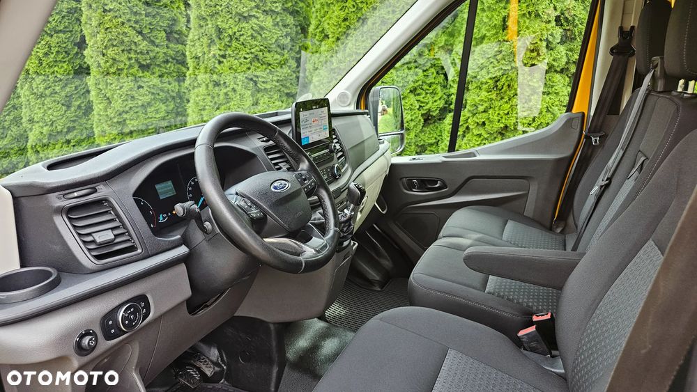 Ford Transit - 11