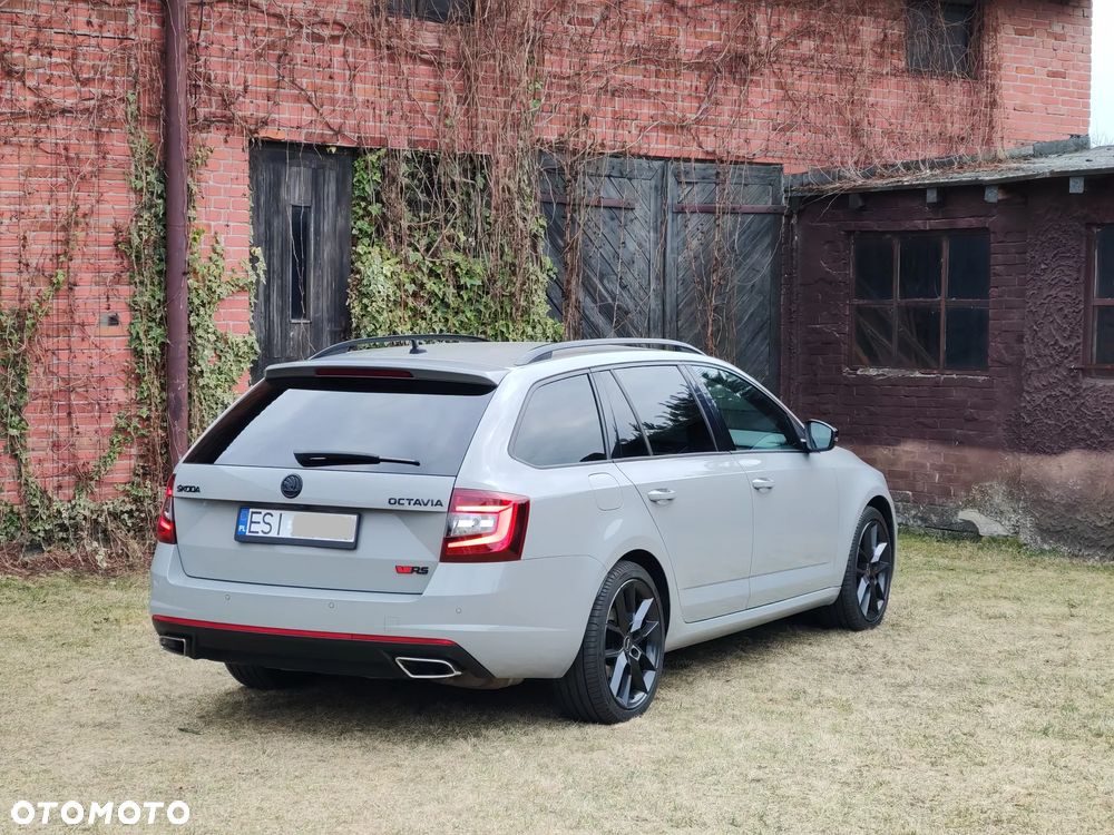 Skoda Octavia 2.0 TSI RS - 2