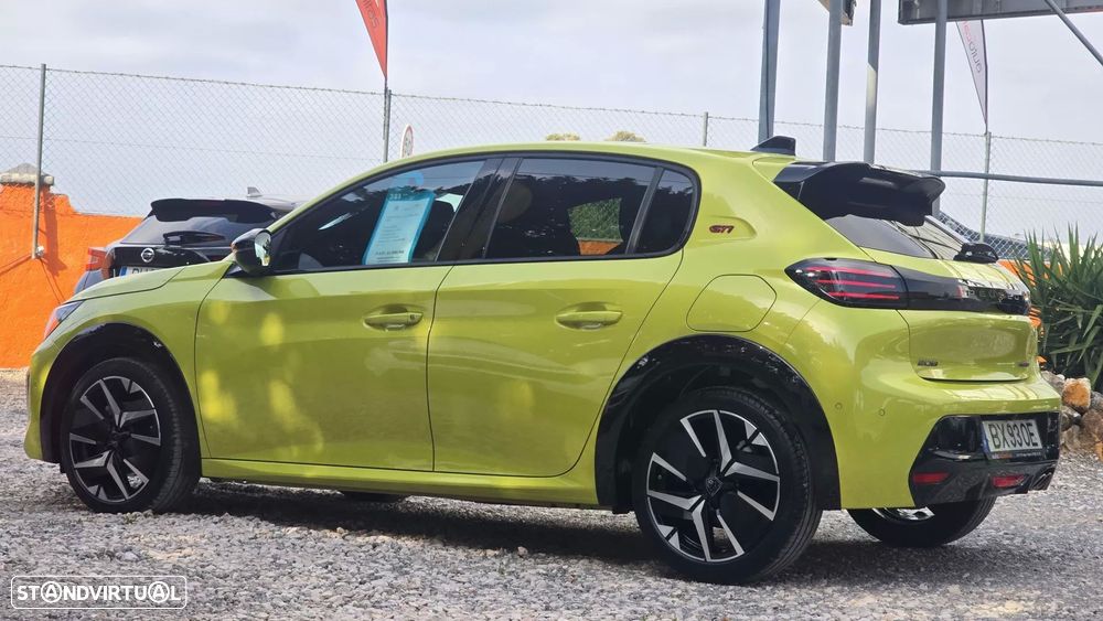 Peugeot 208 1.2 Hybrid GT e-DCS6 - 11