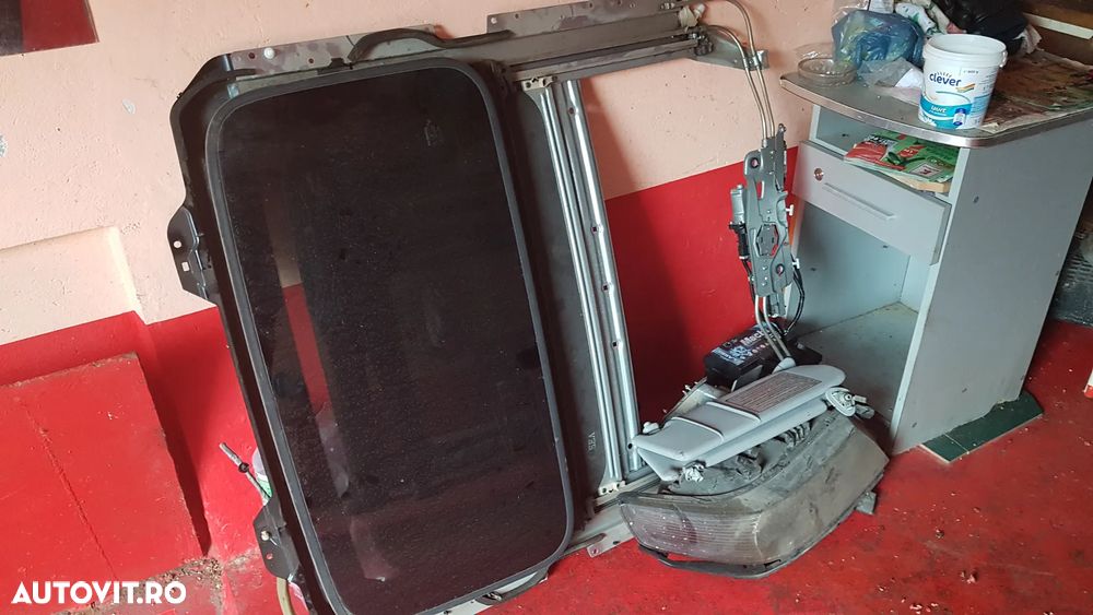 Dezmembrez Honda Accord 2.0 benzina, 2005, 115000 km, volan pe stanga - 3