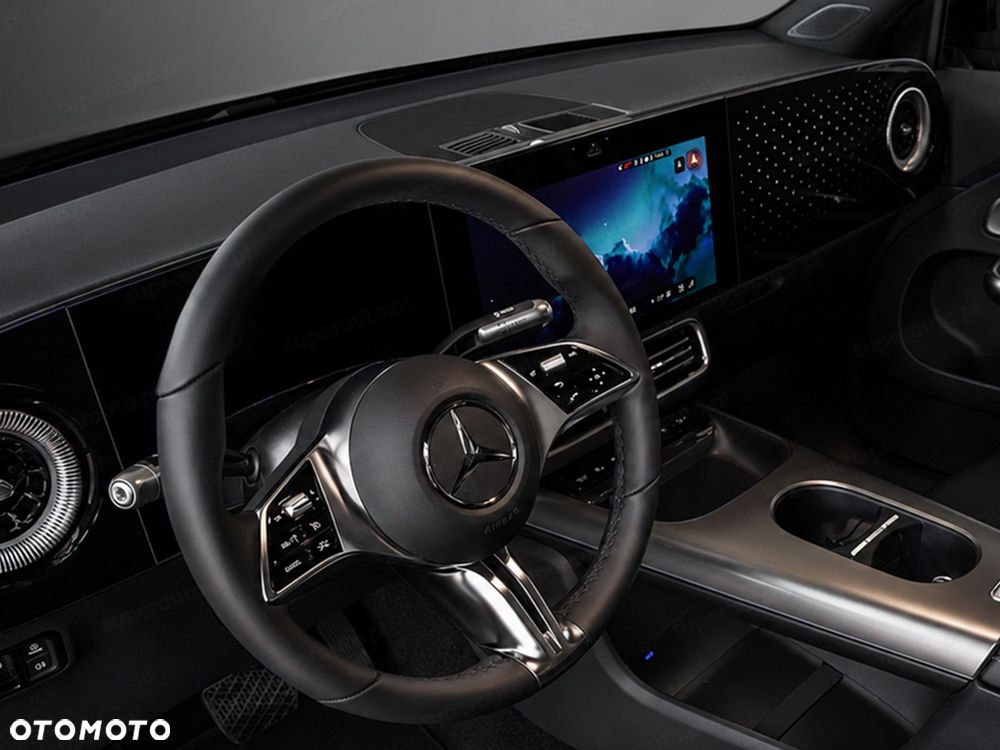 Mercedes-Benz GLB - 7