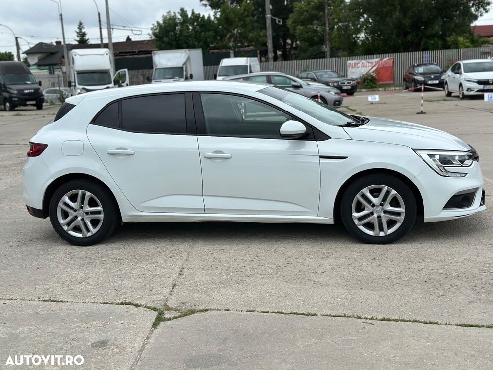 Renault Megane - 6
