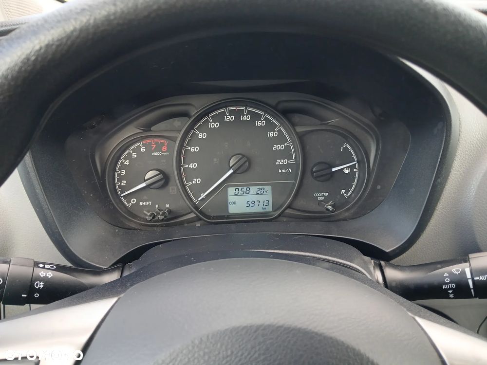 Toyota Yaris 1.0 Active - 21