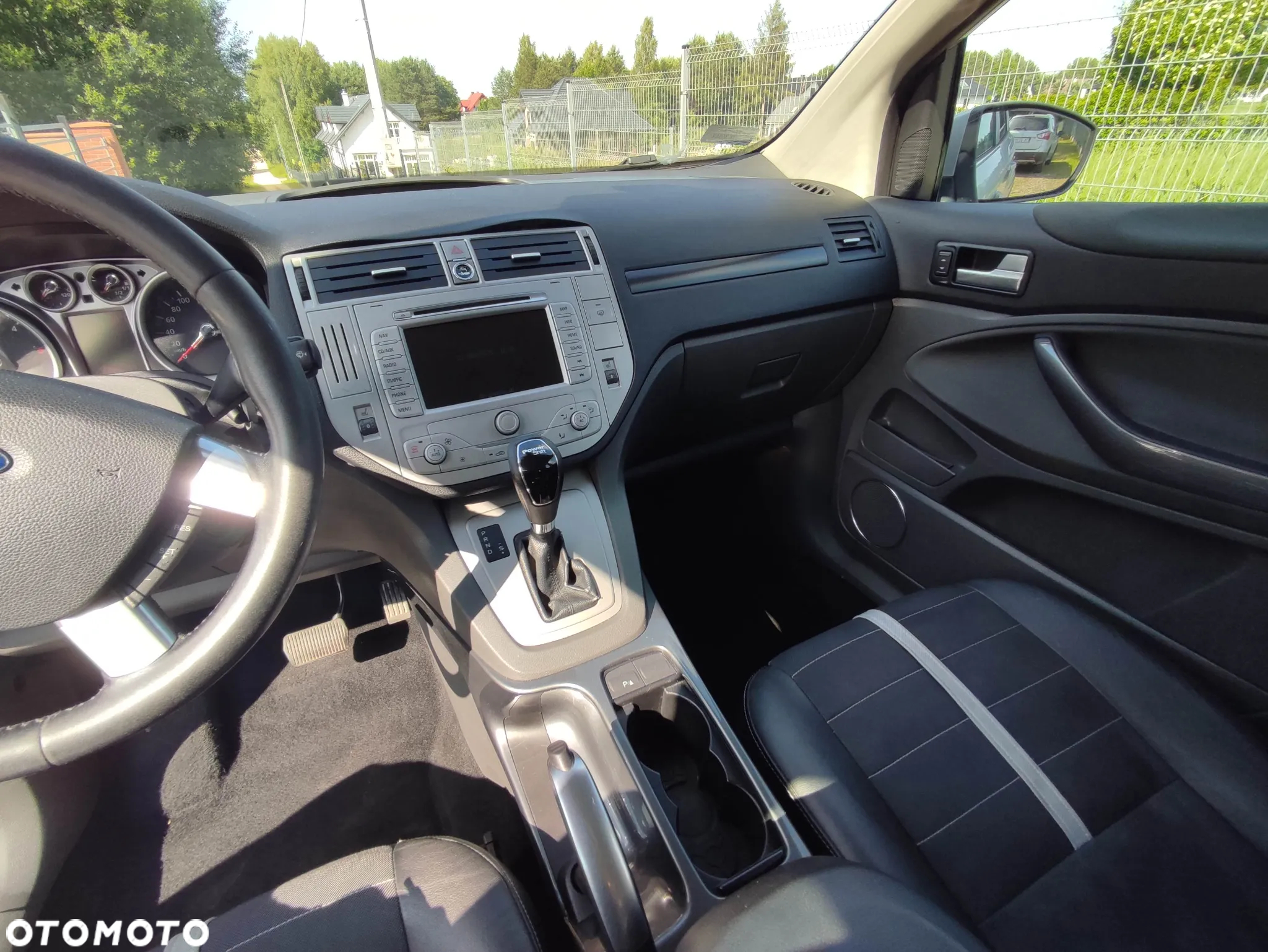 Ford Kuga 2.0 TDCi 4x4 Titanium - 9