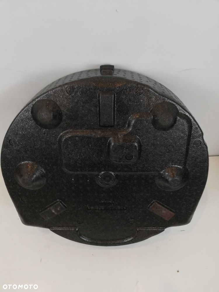 Wypełnienie Styropian  bagażnika Toyota Yaris III 11/20 r - 3